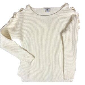 Cold Shoulder Winter White Sweater Size SMALL